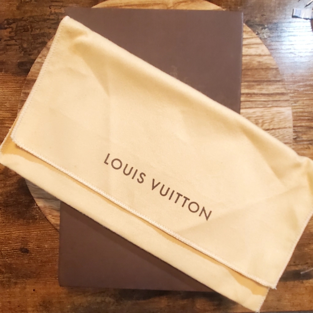 Louis Vuitton Long Wallet Box & Dust bag